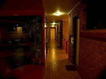 ***  Lancaster Court Motel Brisbane Australia