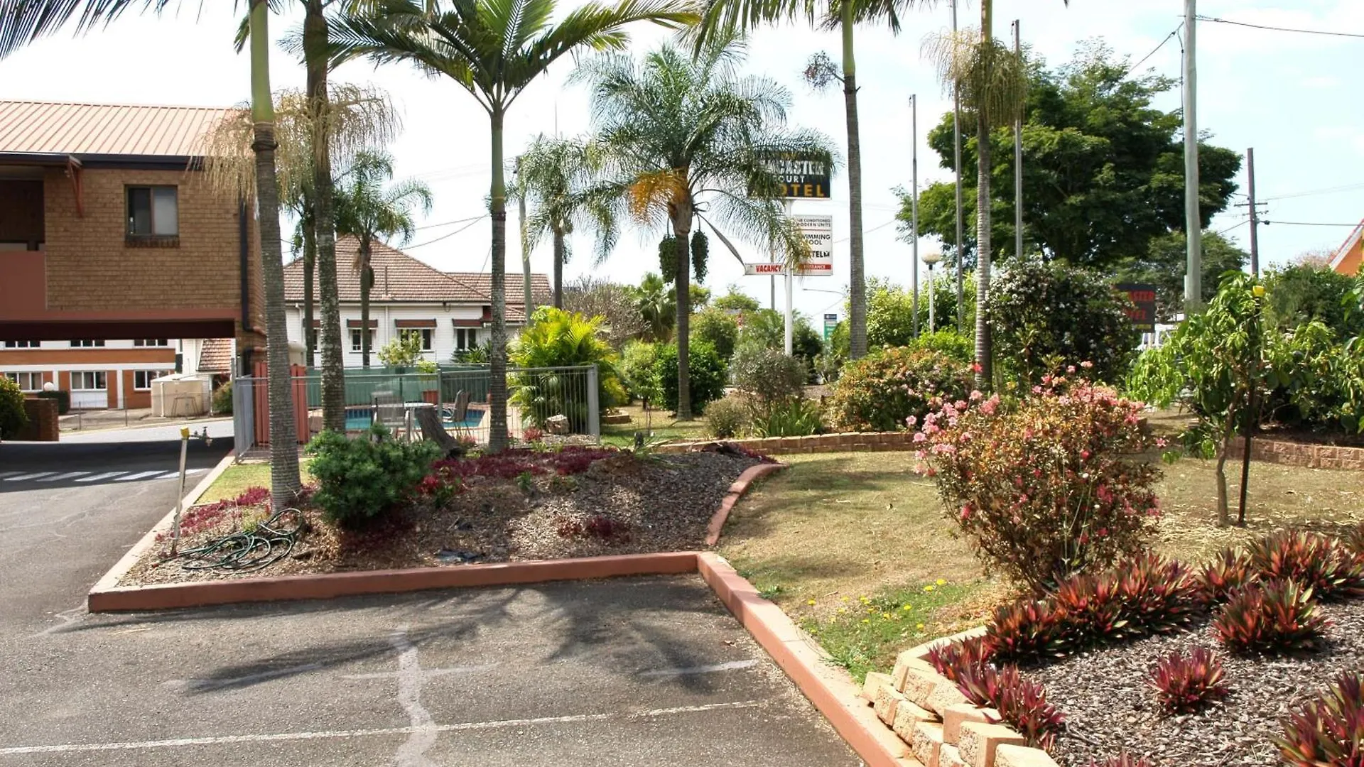 Lancaster Court Motel Brisbane 3*,